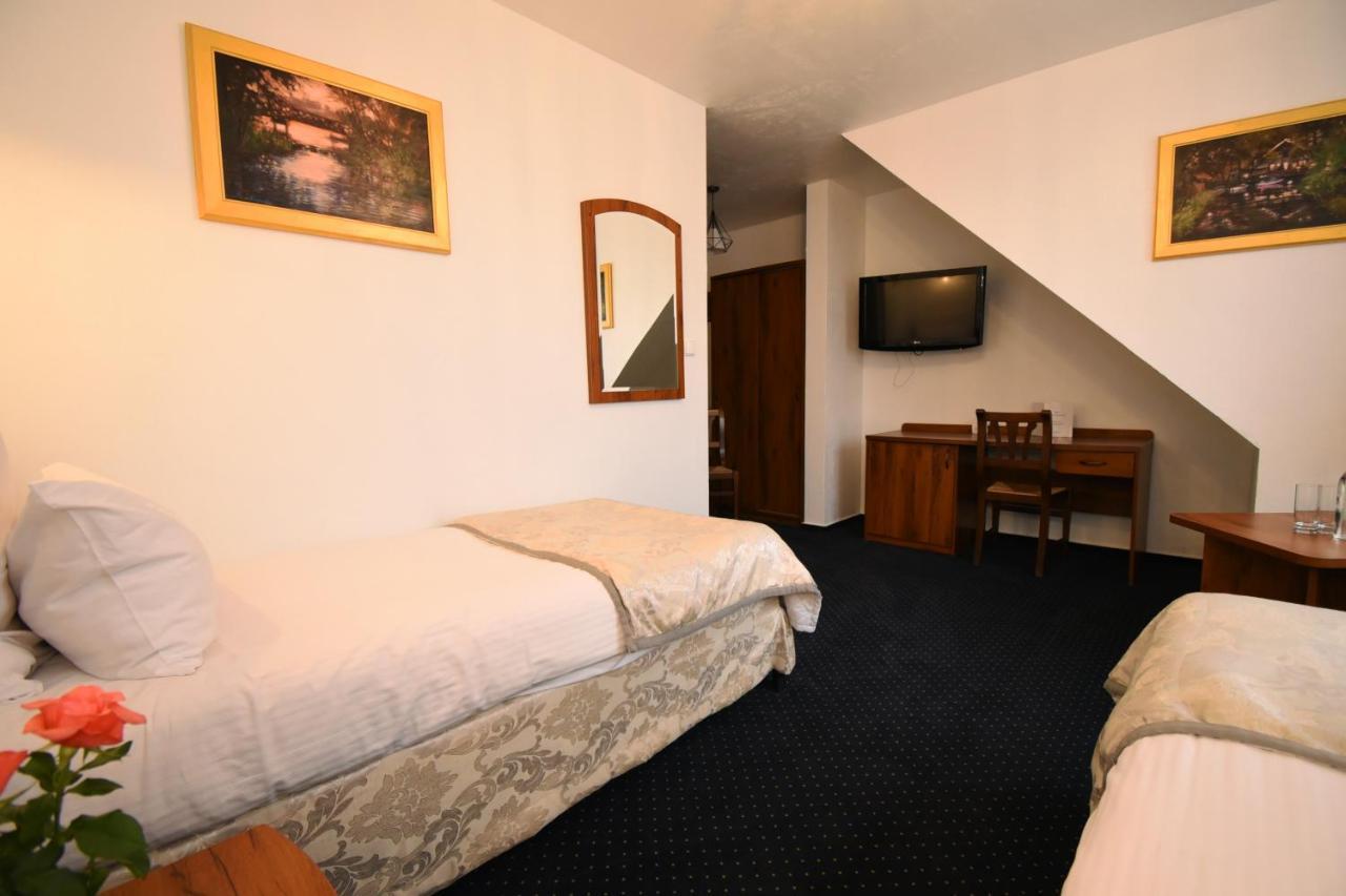 Kraina Jezior Hotell Ostróda Eksteriør bilde